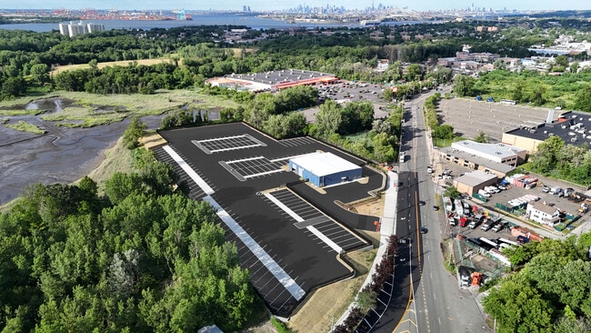 Plus de détails pour 2577 Forest Ave, Staten Island, NY - Terrain à louer