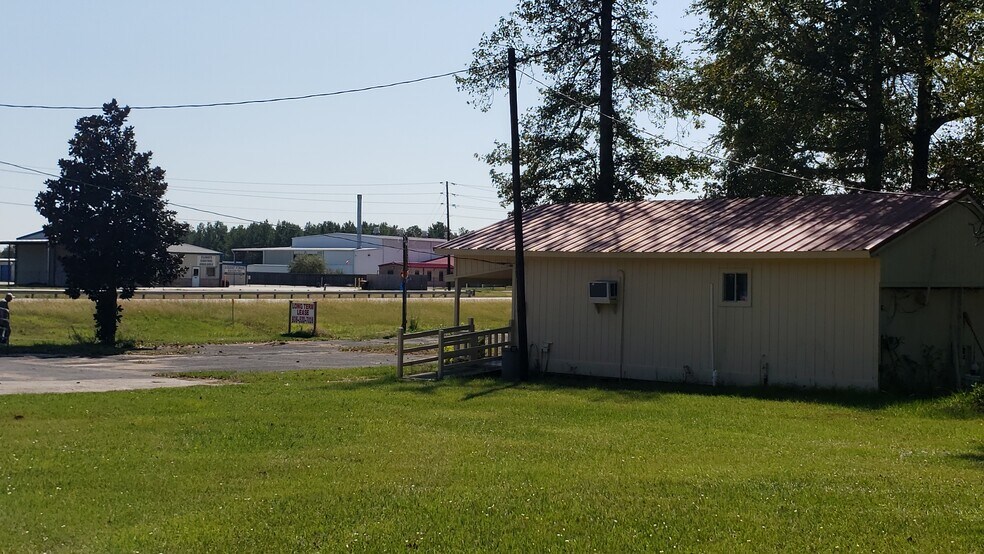10669 Fm 1484 Rd, Conroe, TX à louer - Photo de l’immeuble – Image 3 sur 5