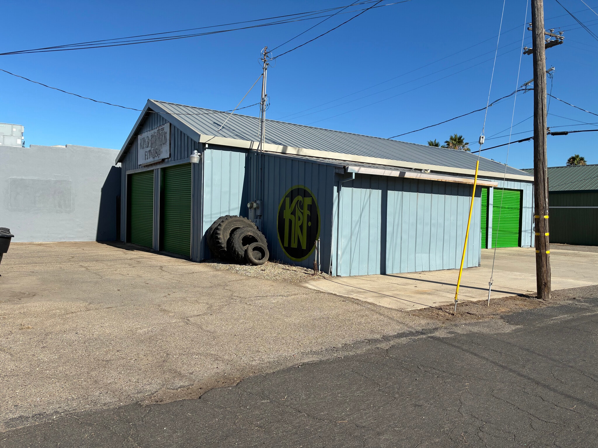 113 W Main St, Ripon, CA à louer Photo intérieure– Image 1 sur 6