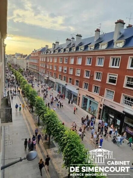 Bureau dans Amiens à louer - Photo de l’immeuble – Image 1 sur 1