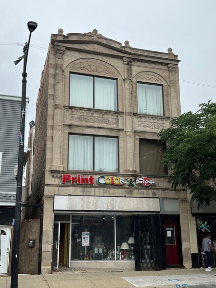 4152 W North Ave, Chicago, IL à louer - Photo de l’immeuble – Image 3 sur 10