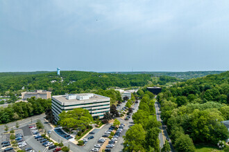 555 Taxter Rd, Elmsford, NY - VUE AÉRIENNE  vue de carte