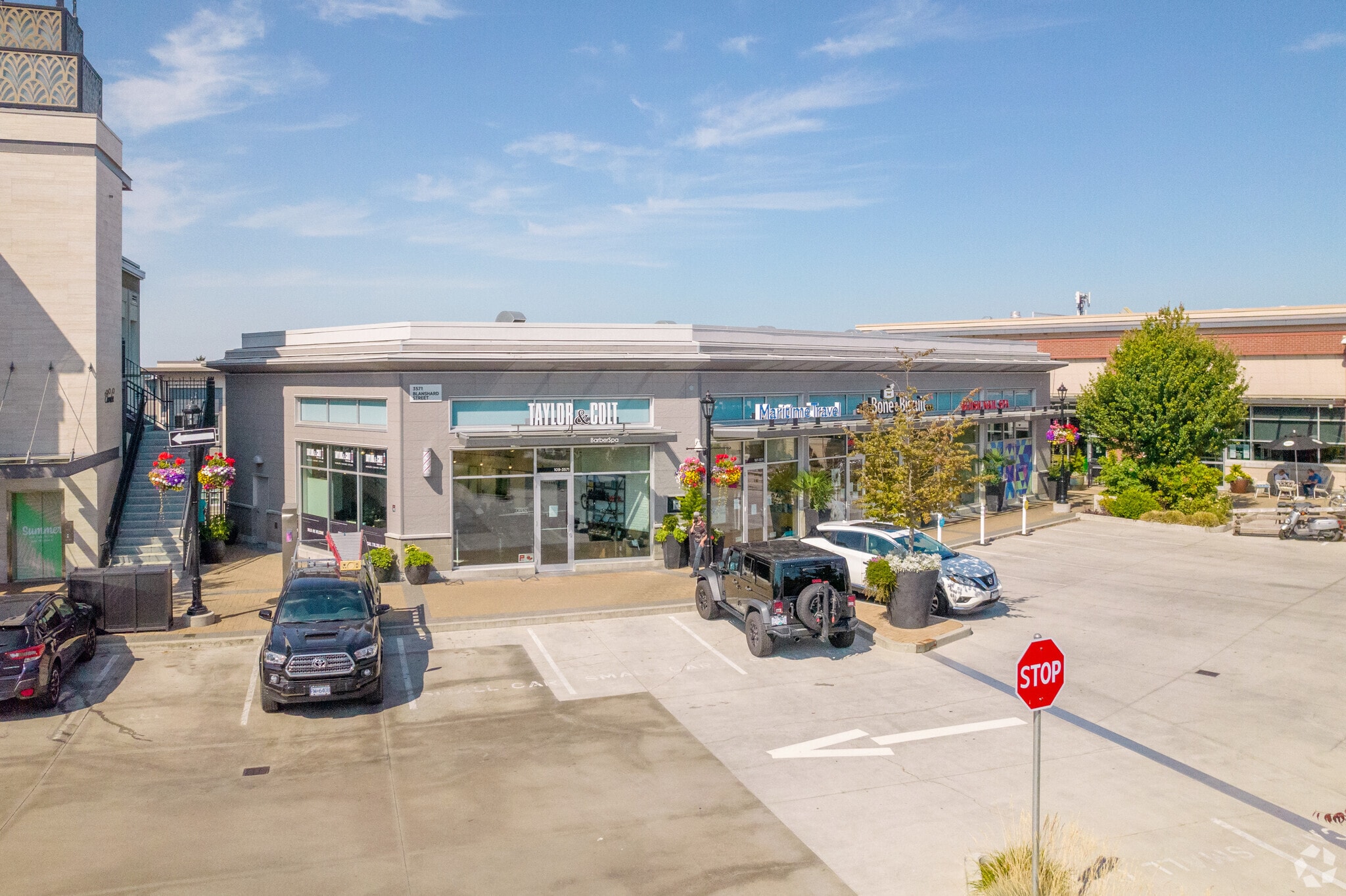 3450-3691 Uptown Blvd, Victoria, BC à louer Photo principale– Image 1 sur 35
