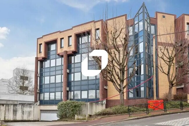 Plus de détails pour Bureau à louer