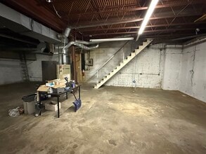 461 Bridgeport Ave, Milford, CT à louer Photo intérieure– Image 2 sur 14