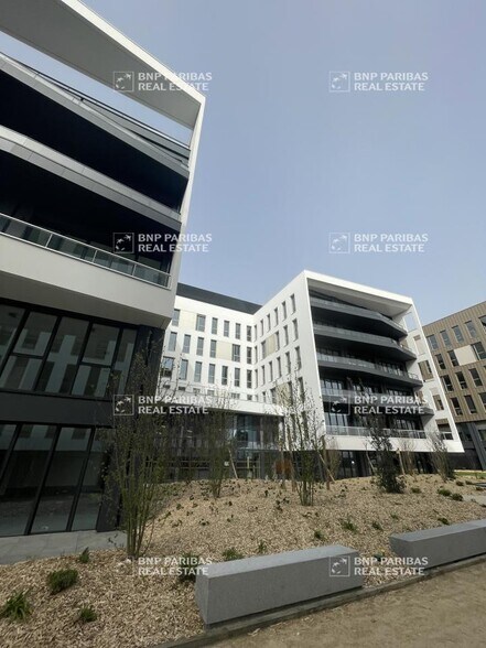 Bureau dans Cesson-Sévigné à vendre - Photo de l’immeuble – Image 3 sur 21