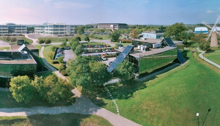 First Ave, Swindon à louer - Photo de l’immeuble – Image 1 sur 4