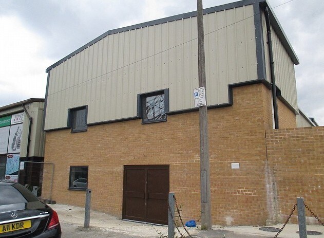 Thorncliffe Rd, Bradford à louer - Photo de l’immeuble – Image 2 sur 6
