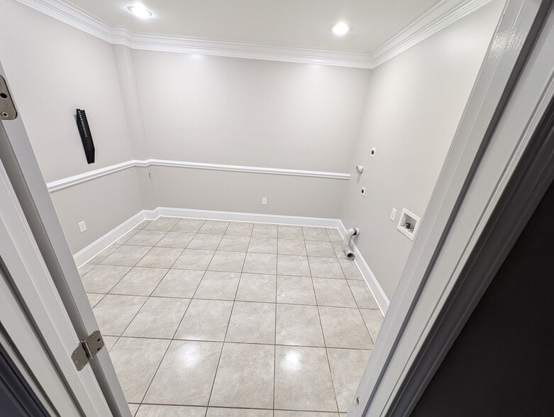 1317 Cedar Lane Rd, Greenville, SC à louer - Photo intérieure – Image 2 sur 16