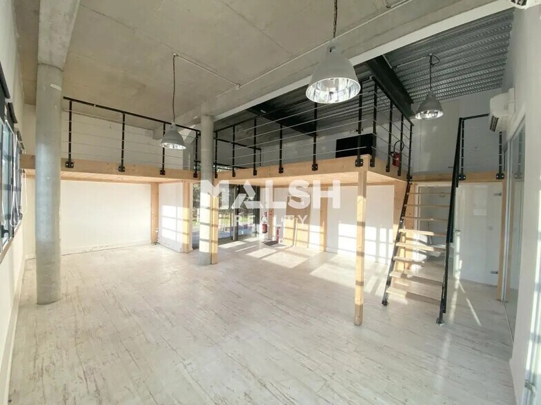 Bureau dans Lyon à louer - Photo de l’immeuble – Image 2 sur 11