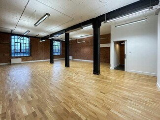 Plus de détails pour 27 Greenwood Pl, Londres - Bureau à louer