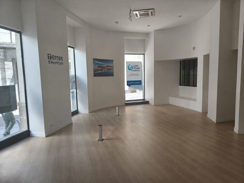 Bureau dans Nantes à vendre - Photo de l’immeuble – Image 3 sur 12