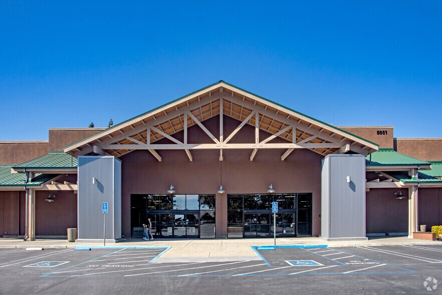 5651 Cottle Rd, San Jose, CA à louer - Photo principale – Image 1 sur 5
