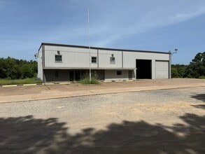 1101 TX-31, Kilgore, TX à louer Photo intérieure– Image 2 sur 32