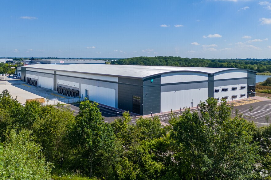 Uttoxeter Rd, Derby à louer - Photo de l’immeuble – Image 3 sur 7
