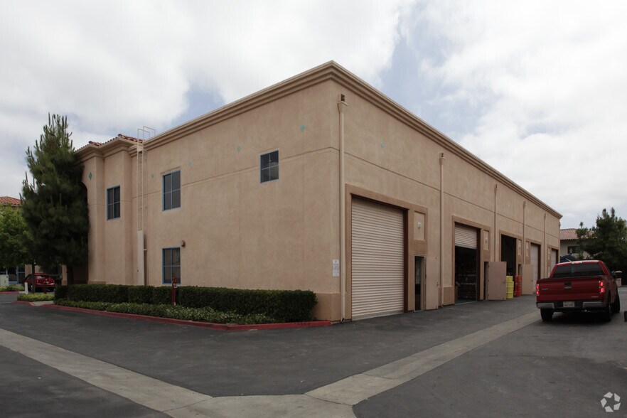 32242 Paseo Adelanto, San Juan Capistrano, CA à louer - Photo de l’immeuble – Image 2 sur 27