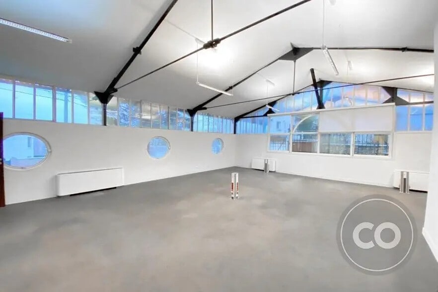 Bureau dans Meudon à vendre - Photo de l’immeuble – Image 3 sur 6