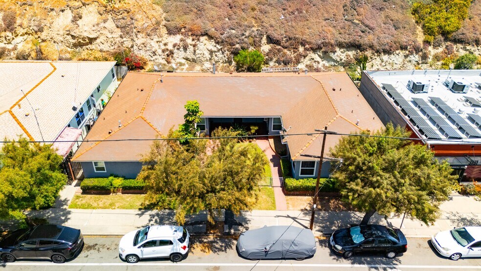 3139 Reynard Way, San Diego, CA à vendre - Photo de l’immeuble – Image 2 sur 14