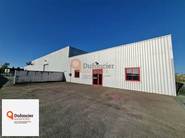 Bureau dans Poitiers à louer - Photo de l’immeuble – Image 3 sur 12