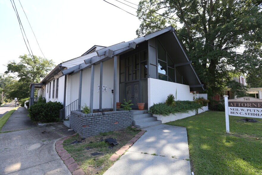741 N Central Ave, Hapeville, GA à louer - Photo de l’immeuble – Image 2 sur 5