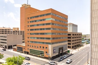 Plus de détails pour 401 W Texas Ave, Midland, TX - Bureau à vendre