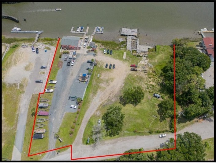 Cedar Landing Marina portefeuille de 2 biens à vendre sur LoopNet.fr - Aérien – Image 2 sur 5