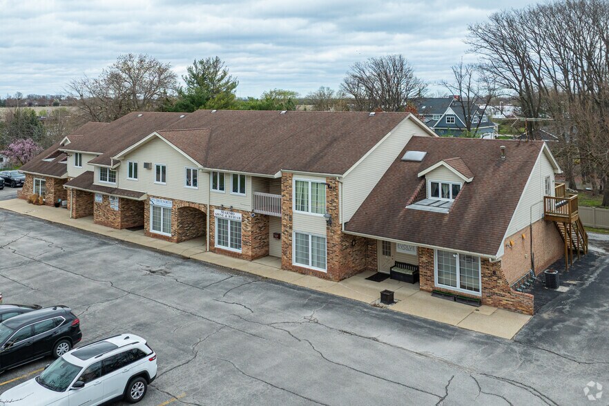 301 N White St, Frankfort, IL à louer - Photo principale – Image 1 sur 4