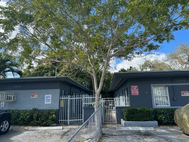 7700 Miami Ave, Miami, FL à vendre Photo de l’immeuble– Image 1 sur 12