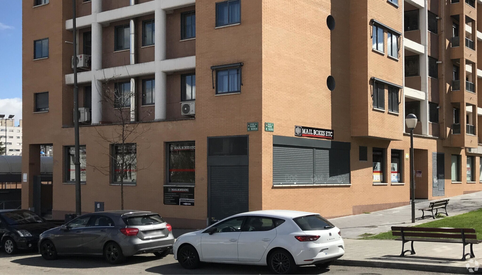 Calle Puerto de Valencia, Coslada, Madrid à vendre Photo de l’immeuble– Image 1 sur 2