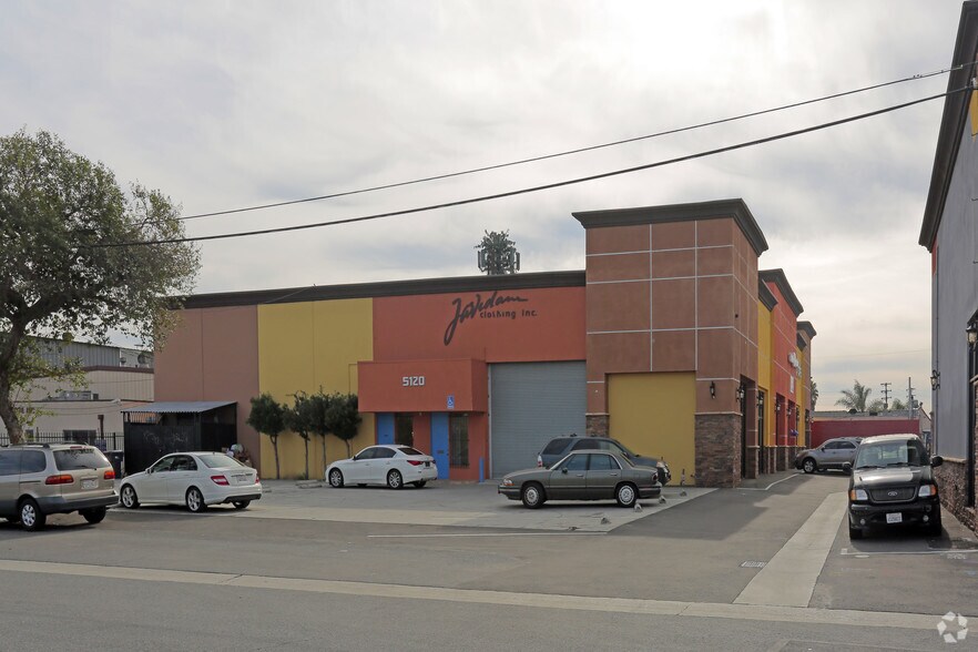 9924-9934 Atlantic Ave, South Gate, CA à louer - Photo de l’immeuble – Image 2 sur 10