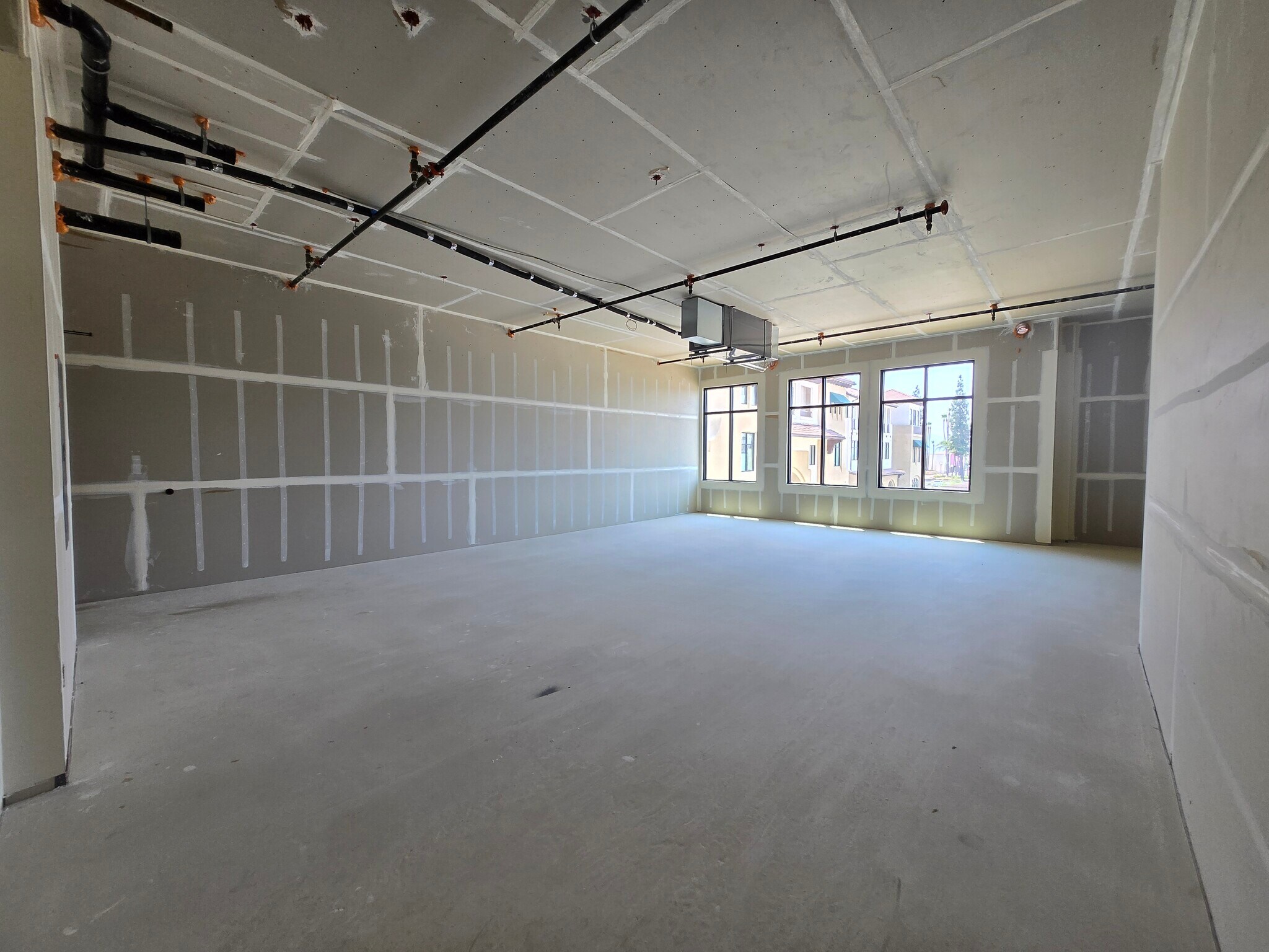 5624 Philadelphia St, Chino, CA à vendre Photo principale– Image 1 sur 15