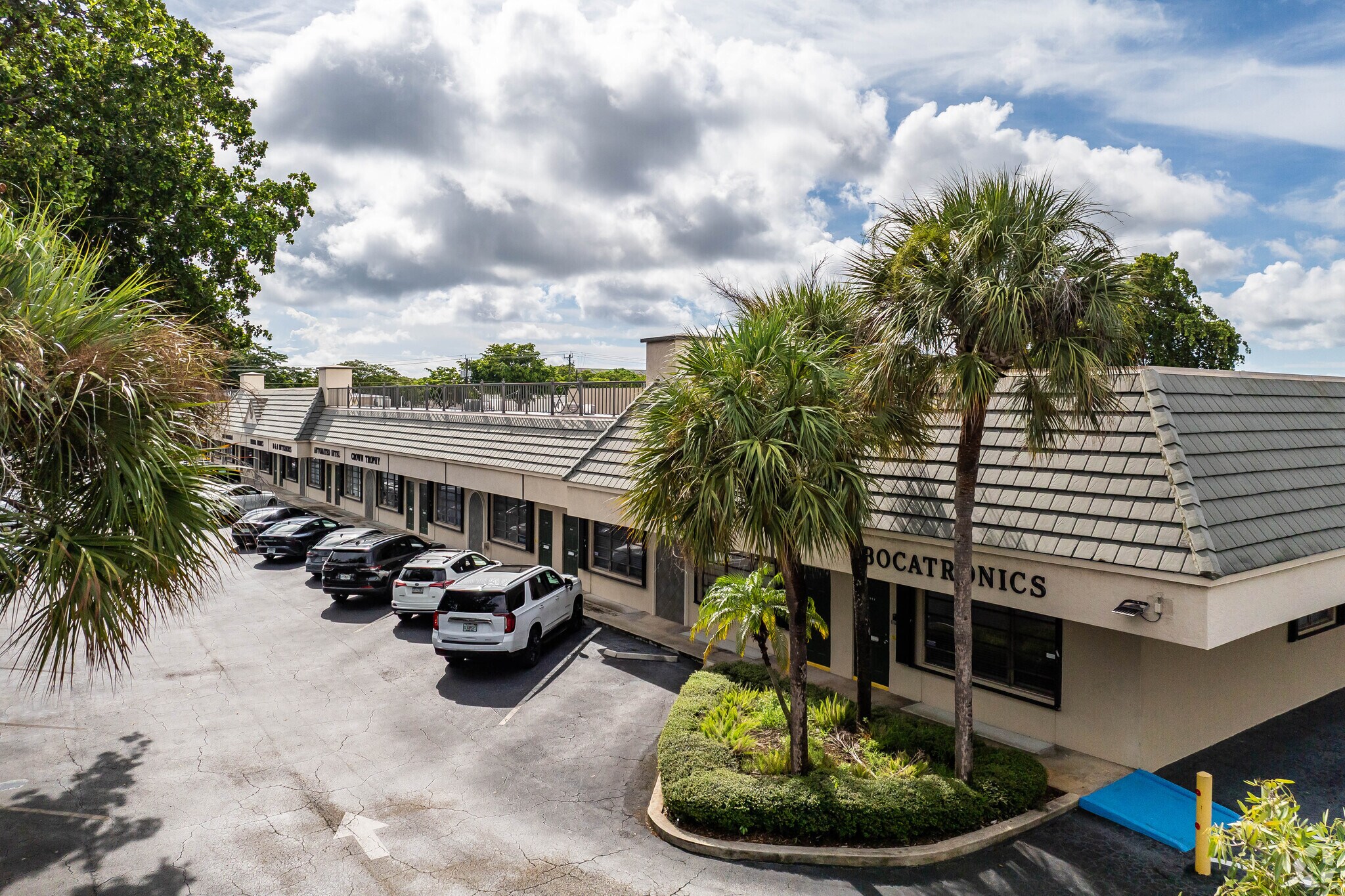 910-944 Clint Moore Rd, Boca Raton, FL à louer Photo principale– Image 1 sur 7
