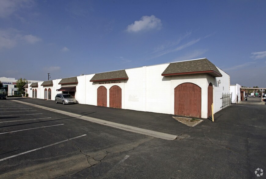 17635-17639 Rowland St, City Of Industry, CA à louer - Photo de l’immeuble – Image 3 sur 8