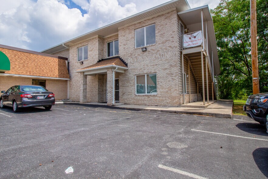 3007-3013 Emmorton Rd, Abingdon, MD à louer - Photo de l’immeuble – Image 3 sur 17