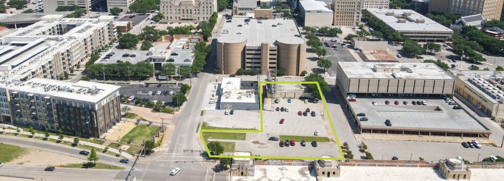 401 W 13th St, Fort Worth, TX à vendre - Photo de l’immeuble – Image 2 sur 5