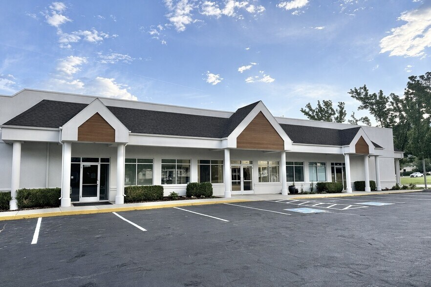 750 S Main St, Bountiful, UT à louer - Photo de l’immeuble – Image 2 sur 11