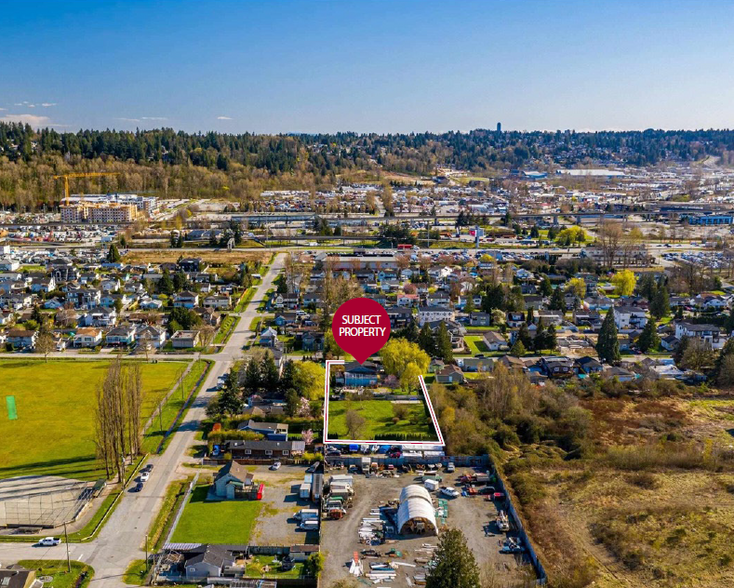 12513 114 Av, Surrey, BC à vendre - Photo de l’immeuble – Image 2 sur 3