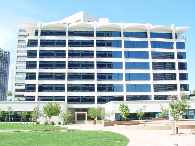 3033 N Central Ave, Phoenix, AZ à vendre - Photo de l’immeuble – Image 3 sur 47