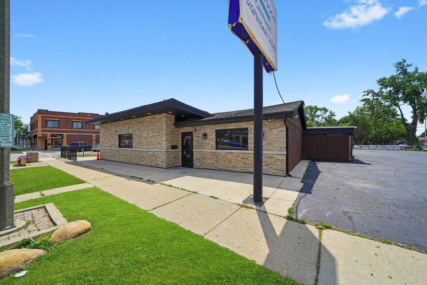 6300 Ogden Ave, Berwyn, IL à vendre - Photo de l’immeuble – Image 2 sur 17