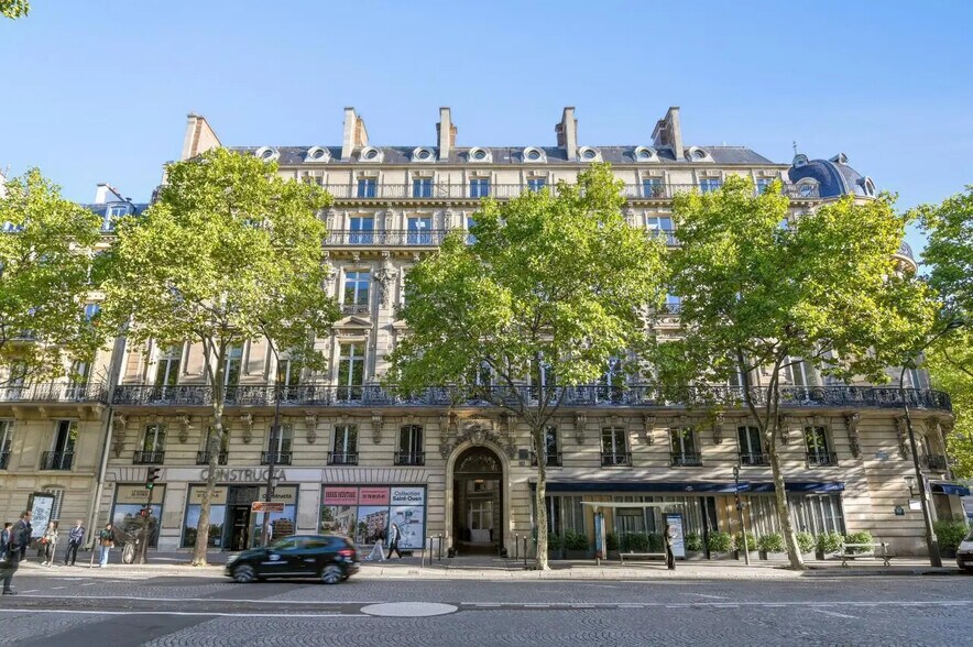 134 Boulevard Haussmann, Paris à louer - Photo de l’immeuble – Image 1 sur 17