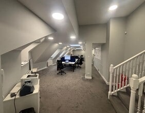 38-40 Bell St, Reigate à louer Photo intérieure– Image 1 sur 4