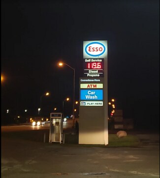 Plus de détails pour 134 Hwy-60, Huntsville, ON - Local commercial à vendre