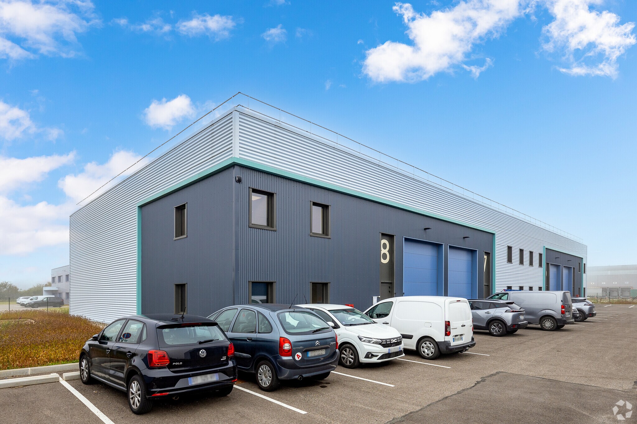 Local d'activités dans Saint-Vulbas à vendre Photo de l’immeuble– Image 1 sur 6