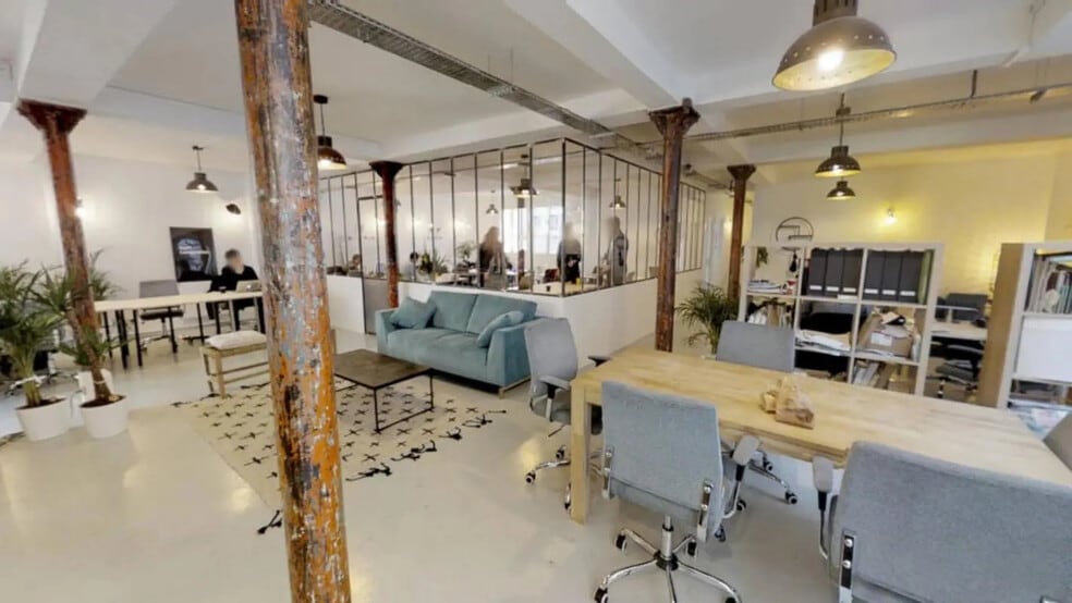 40 Rue Louis Blanc, Paris à louer - Photo de l’immeuble – Image 3 sur 9