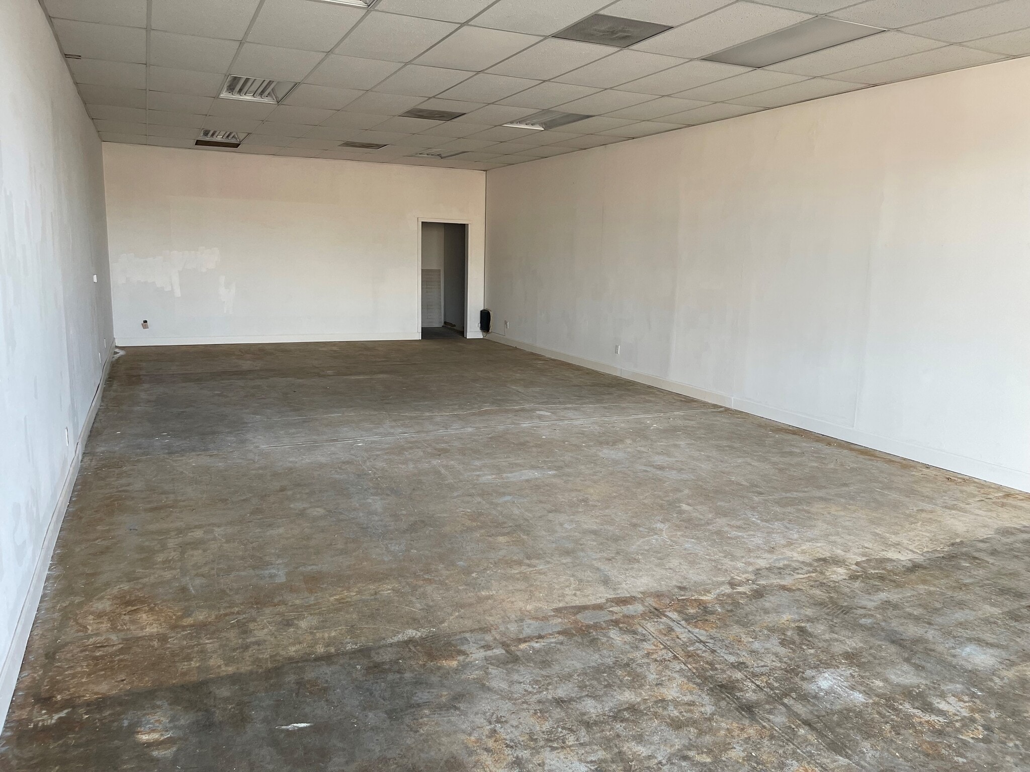 3902 Pacific Coast Hwy, Torrance, CA à louer Photo de l’immeuble– Image 1 sur 1