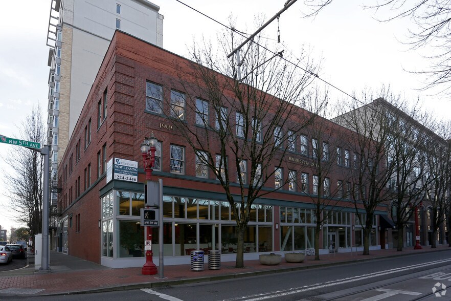 322-338 NW Fifth Ave, Portland, OR à louer - Photo de l’immeuble – Image 2 sur 24