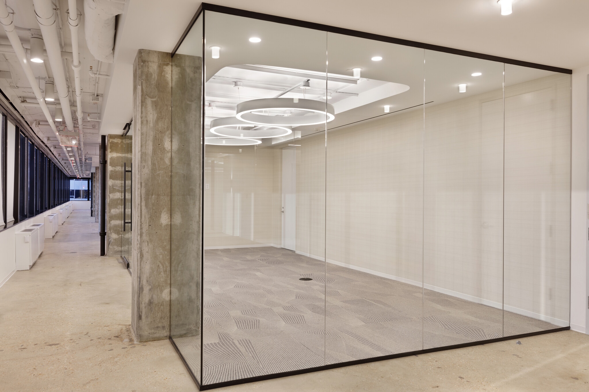 1735 N Lynn St, Arlington, VA à louer Photo intérieure– Image 1 sur 6