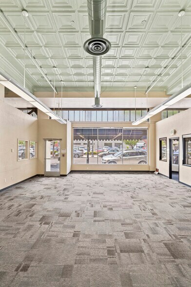 117 S Central Ave, Medford, OR à vendre - Photo intérieure – Image 3 sur 13