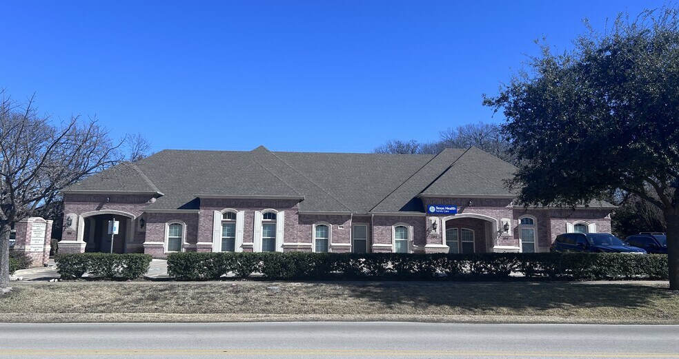 5009 Thompson Ter, Colleyville, TX à vendre - Photo de l’immeuble – Image 2 sur 22