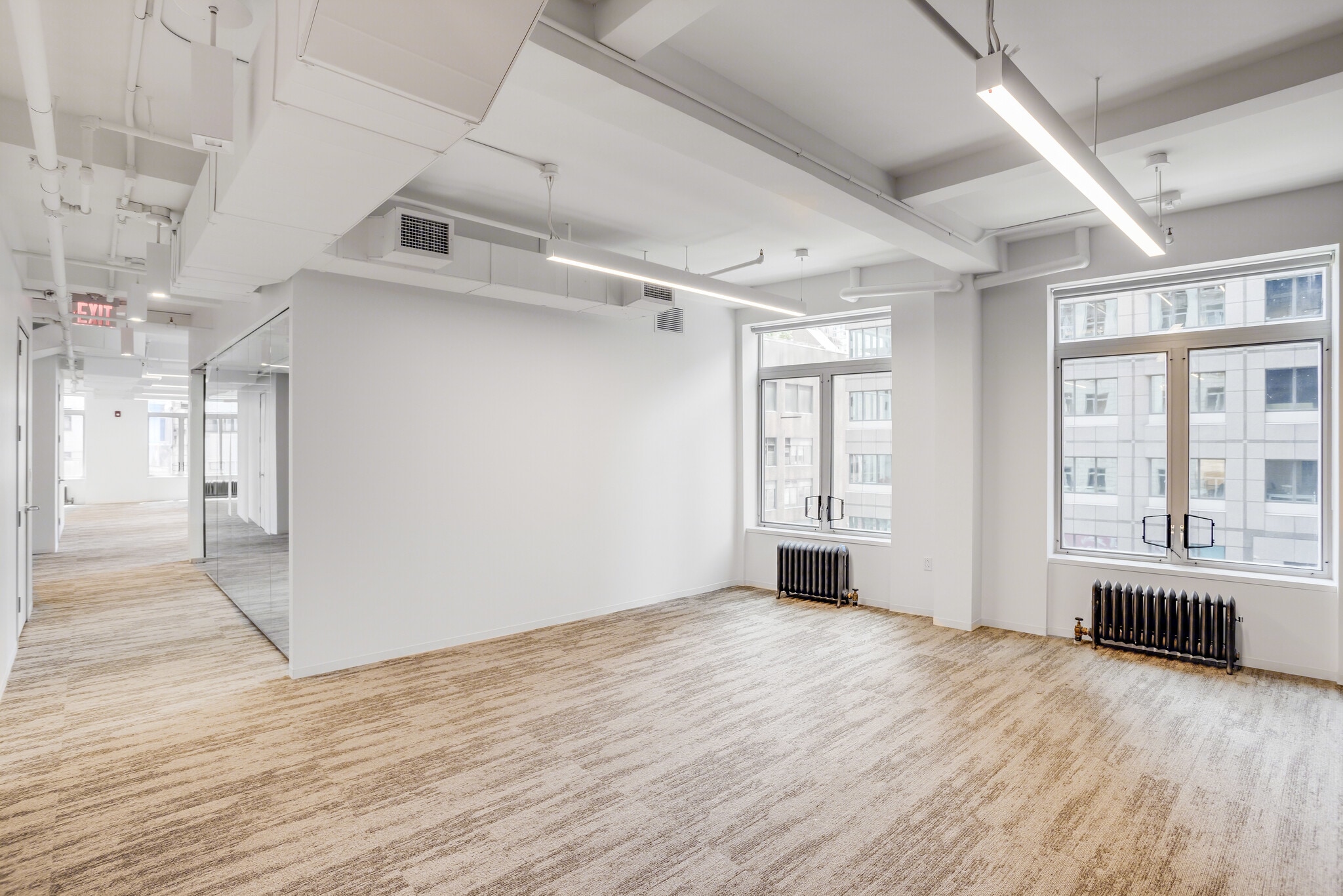 1674 Broadway, New York, NY à louer Photo intérieure– Image 1 sur 10